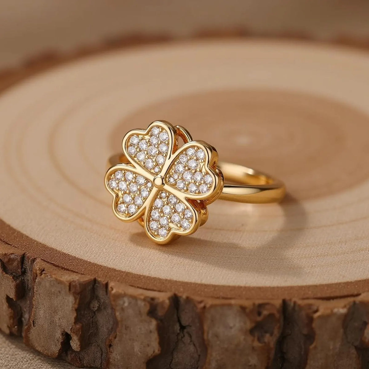 Clover Zircon Rotating Ring